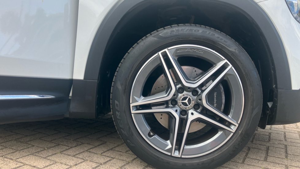 Mercedes-Benz GLB 200 AMG Line 5dr 7G-Tronic Petrol Estate - Image 7