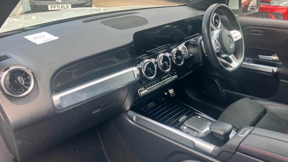 Mercedes-Benz GLB 200 AMG Line 5dr 7G-Tronic Petrol Estate - Image 9