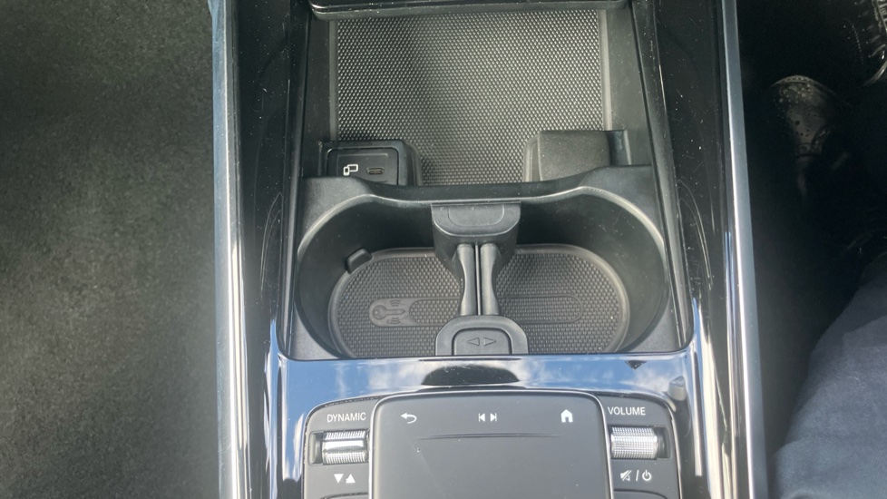 Mercedes-Benz GLB 200 AMG Line 5dr 7G-Tronic Petrol Estate - Image 27