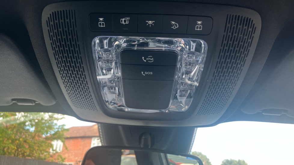 Mercedes-Benz GLB 200 AMG Line 5dr 7G-Tronic Petrol Estate - Image 40