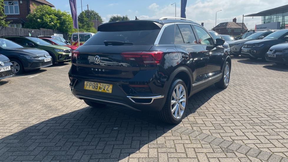 Volkswagen T-Roc 1.5 TSI EVO SEL 5dr Petrol Hatchback - Image 27