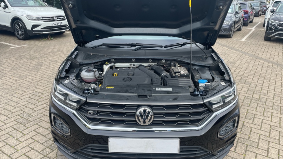 Volkswagen T-Roc 1.5 TSI EVO R-Line 5dr Petrol Hatchback - Image 8