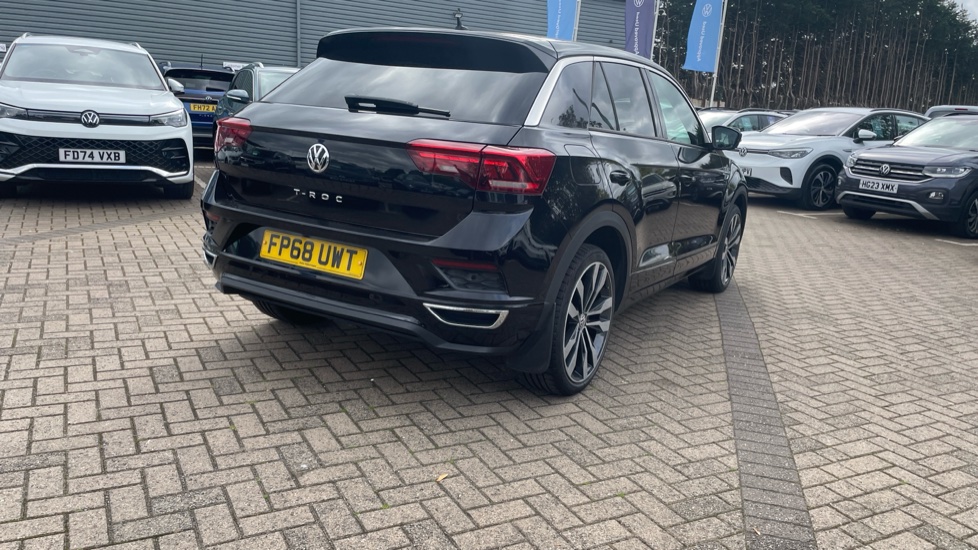 Volkswagen T-Roc 1.5 TSI EVO R-Line 5dr Petrol Hatchback - Image 26