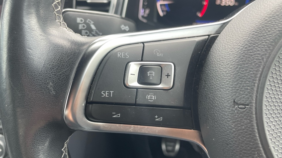 Volkswagen T-Roc 1.5 TSI EVO R-Line 5dr Petrol Hatchback - Image 48