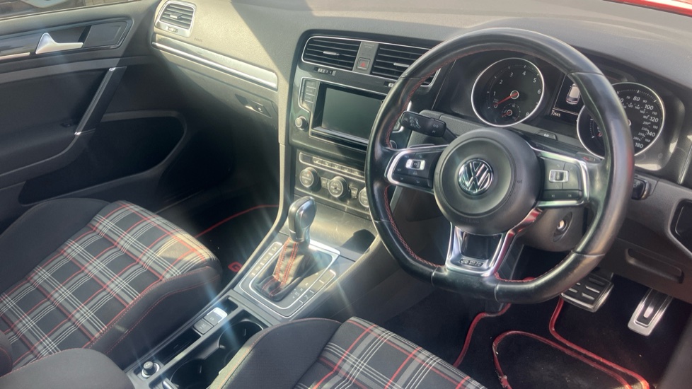 Volkswagen Golf 2.0 TSI GTI 5dr DSG Petrol Hatchback - Image 11