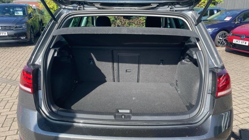 Volkswagen Golf 1.6 TDI Match 5dr Diesel Hatchback - Image 4