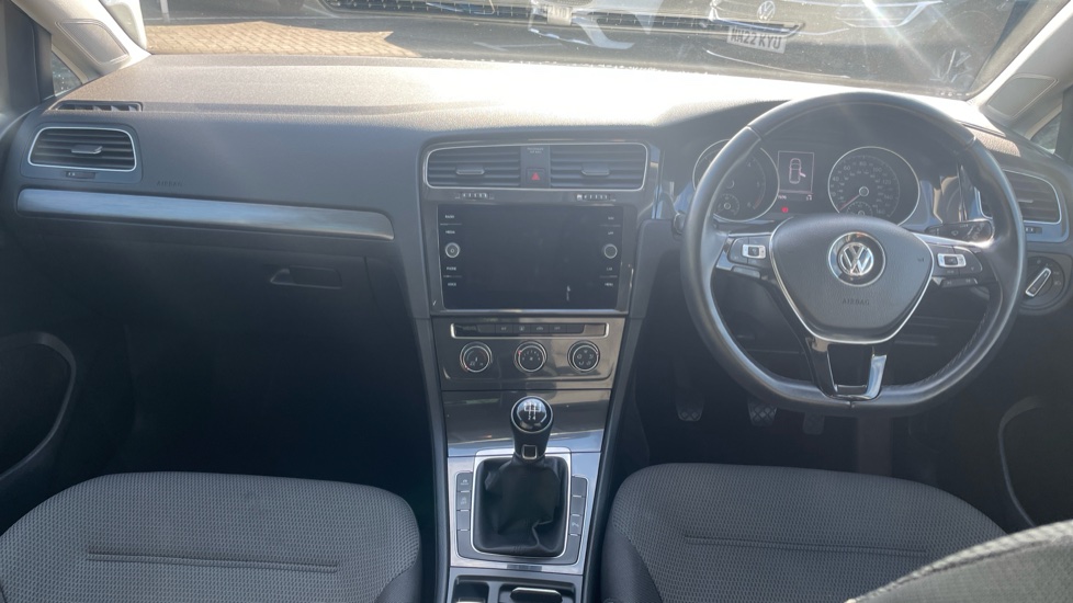 Volkswagen Golf 1.6 TDI Match 5dr Diesel Hatchback - Image 10