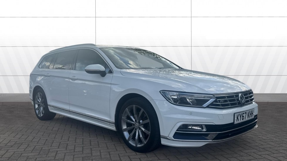 Volkswagen Passat 2.0 TDI SCR 190 R-Line 5dr DSG [Panoramic Roof] Diesel Estate - Image 1