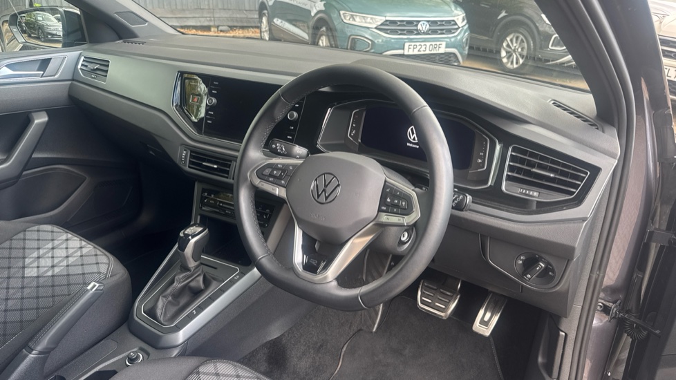 Volkswagen Polo 1.0 TSI 115 Black Edition 5dr DSG Petrol Hatchback - Image 6