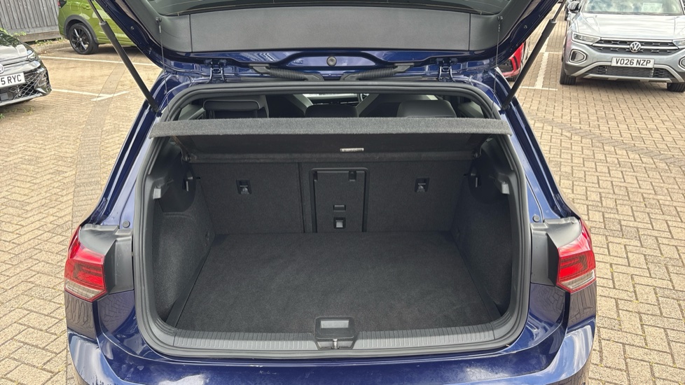 Volkswagen Golf 1.5 eTSI 150 R-Line 5dr DSG Petrol Hatchback - Image 20