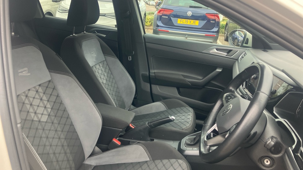 Volkswagen Taigo 1.0 TSI 110 R-Line 5dr DSG Petrol Hatchback - Image 15