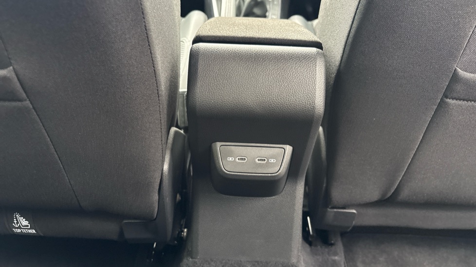 Volkswagen Taigo 1.0 TSI 110 Style 5dr Petrol Hatchback - Image 45