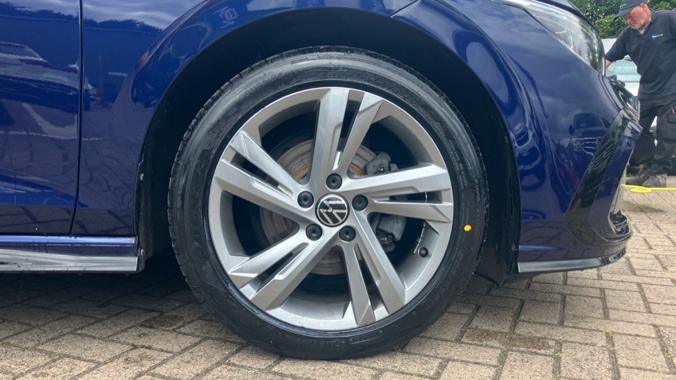 Volkswagen Golf 1.5 TSI R-Line 5dr Petrol Hatchback - Image 5