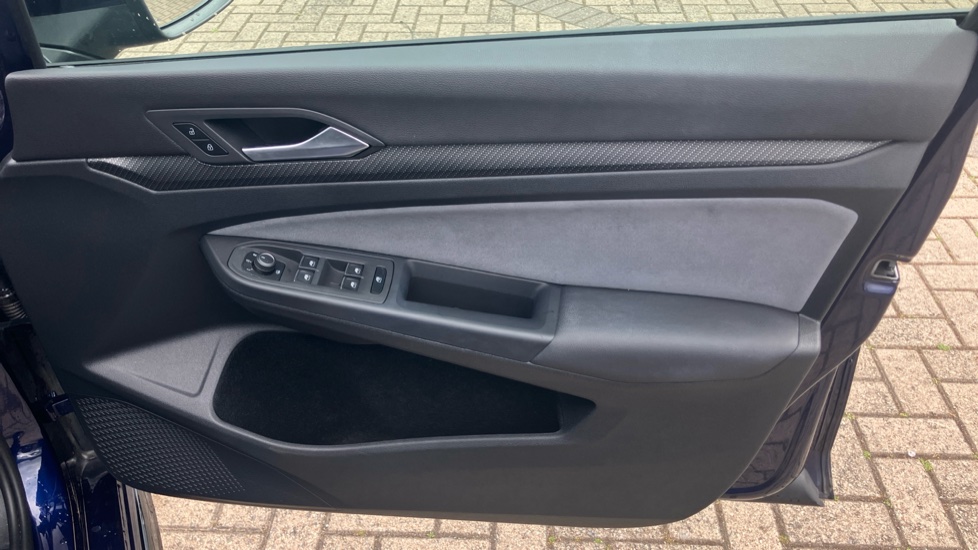 Volkswagen Golf 1.5 TSI R-Line 5dr Petrol Hatchback - Image 19