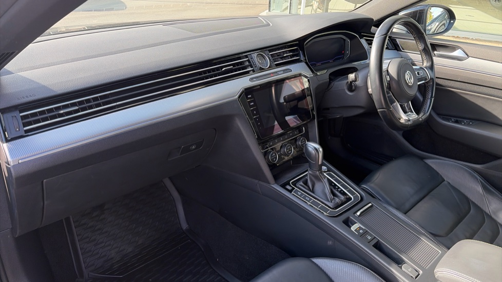 Volkswagen Arteon 2.0 TSI R-Line 5dr DSG Petrol Hatchback - Image 2