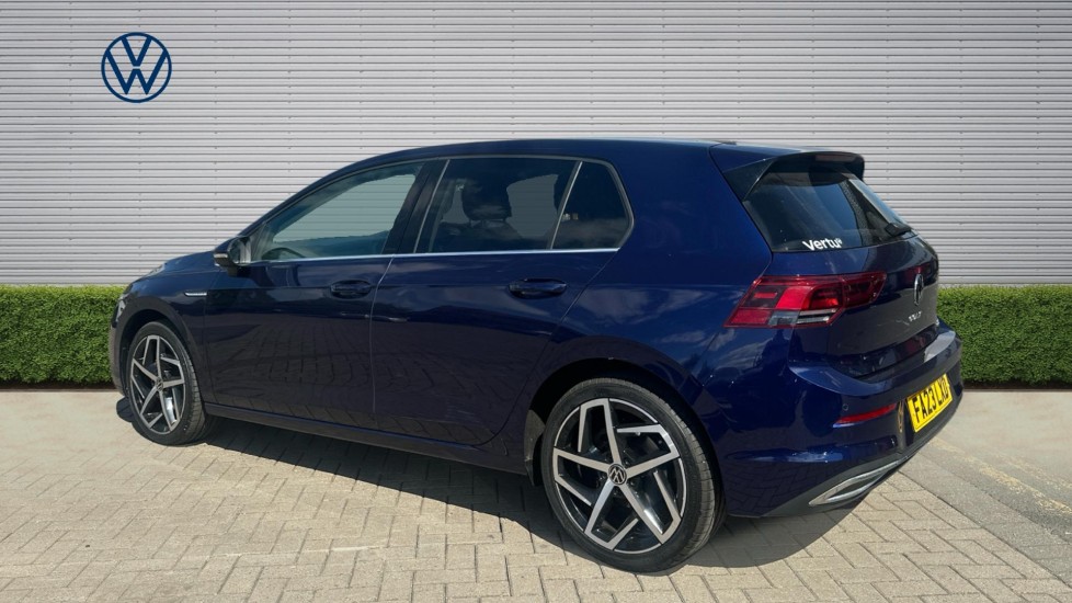 Volkswagen Golf 1.5 eTSI Style 5dr DSG Petrol Hatchback - Image 3
