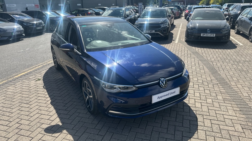 Volkswagen Golf 1.5 eTSI Style 5dr DSG Petrol Hatchback - Image 26