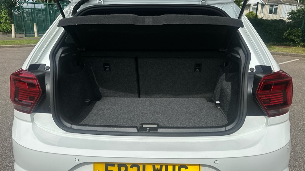 Volkswagen Polo 1.0 TSI 110 R-Line 5dr Petrol Hatchback - Image 20