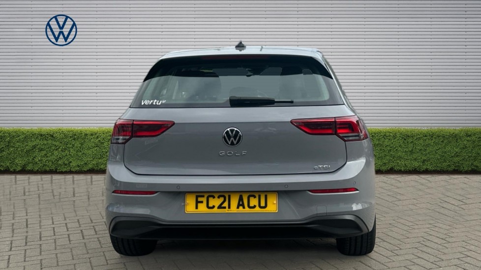 Volkswagen Golf 1.5 eTSI 150 Life 5dr DSG Petrol Hatchback - Image 8