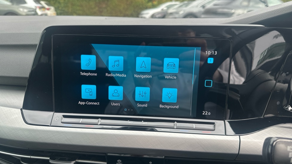 Volkswagen Golf 1.5 eTSI 150 Life 5dr DSG Petrol Hatchback - Image 12