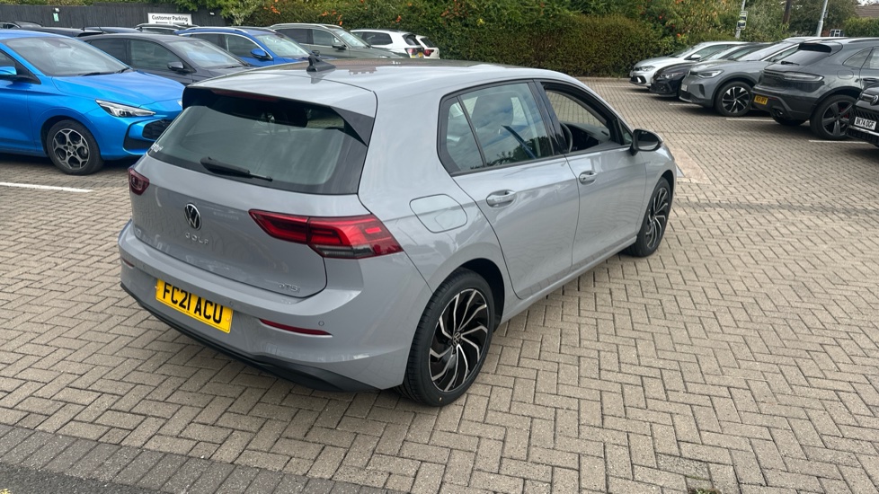 Volkswagen Golf 1.5 eTSI 150 Life 5dr DSG Petrol Hatchback - Image 34