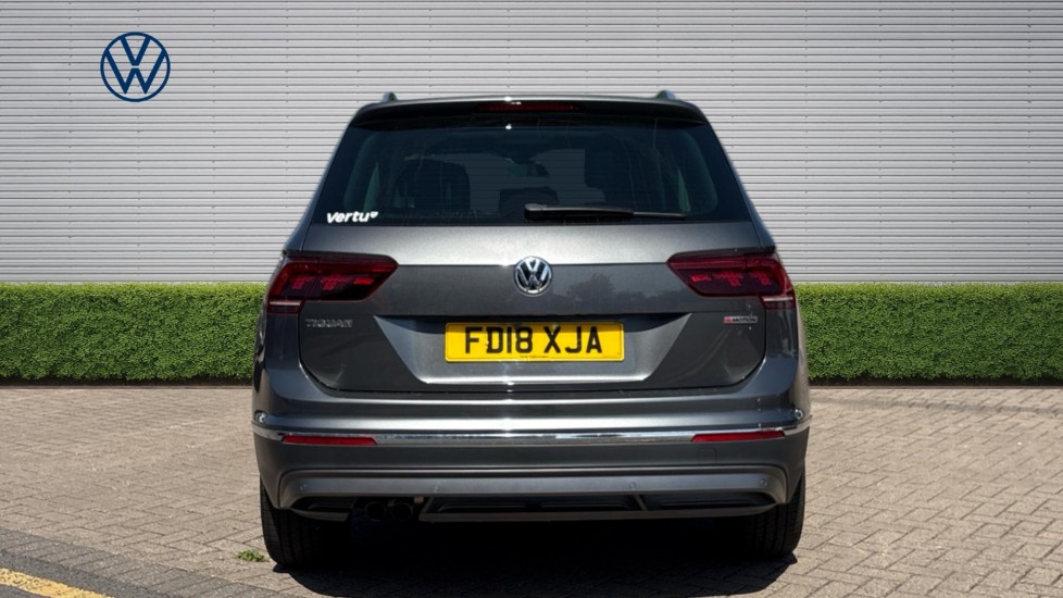 Volkswagen Tiguan 2.0 TDi 150 4Motion SEL 5dr Diesel Estate - Image 8