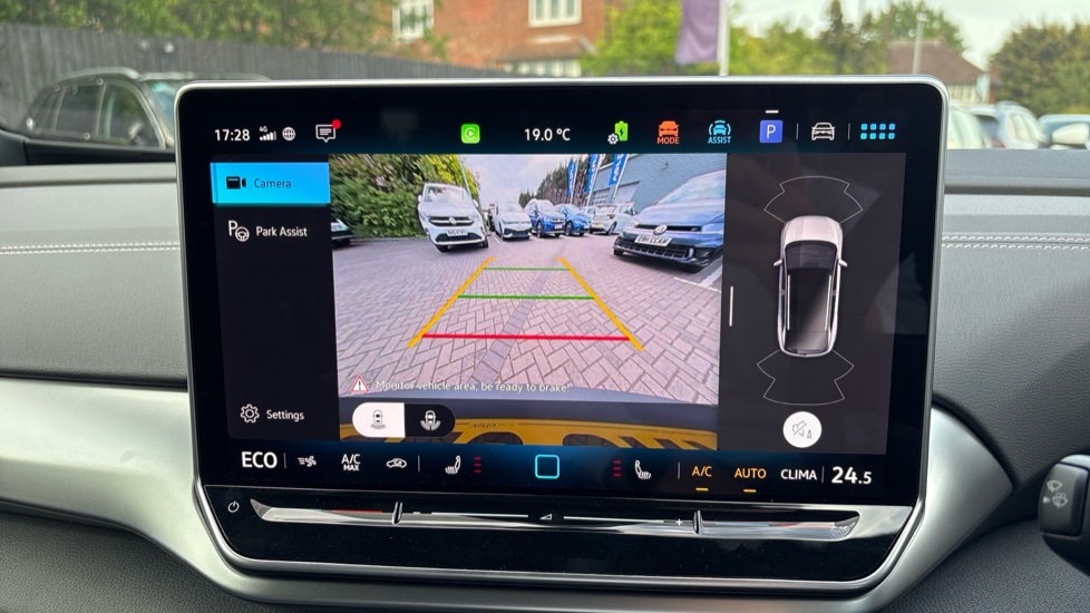 Volkswagen ID.4 125kW Match Pure 52kWh 5dr Auto [19'' Alloys] Electric Estate - Image 27