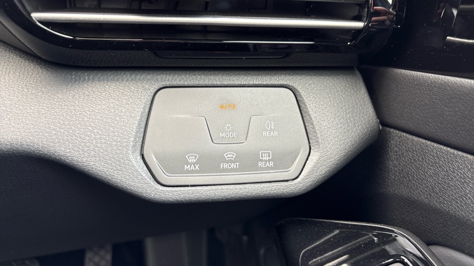 Volkswagen ID.4 125kW Match Pure 52kWh 5dr Auto [19'' Alloys] Electric Estate - Image 31