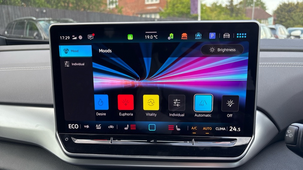 Volkswagen ID.4 125kW Match Pure 52kWh 5dr Auto [19'' Alloys] Electric Estate - Image 38