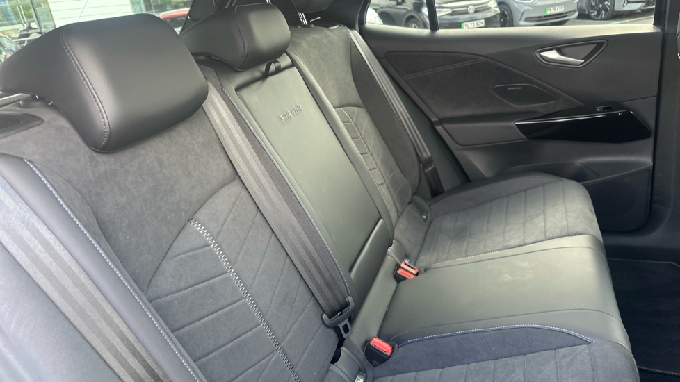 Volkswagen ID.3 240kW GTX Fire/Ice 79kWh 5dr Auto Electric Hatchback - Image 16