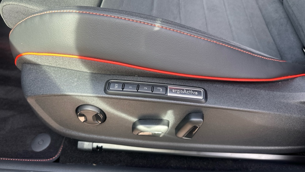 Volkswagen ID.3 240kW GTX Fire/Ice 79kWh 5dr Auto Electric Hatchback - Image 23