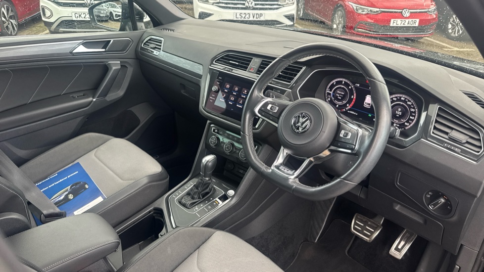 Volkswagen Tiguan 2.0 TDi 150 R-Line 5dr DSG Diesel Estate - Image 6
