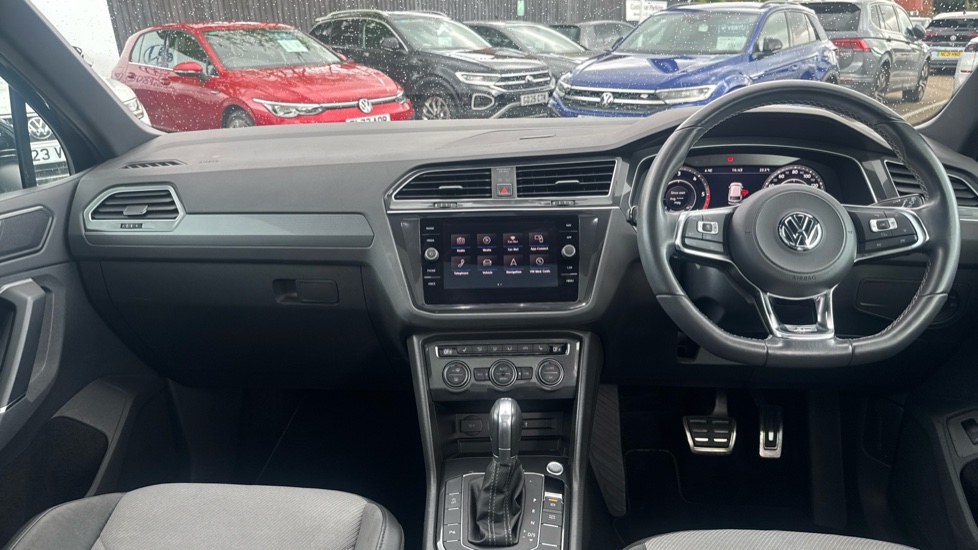 Volkswagen Tiguan 2.0 TDi 150 R-Line 5dr DSG Diesel Estate - Image 9