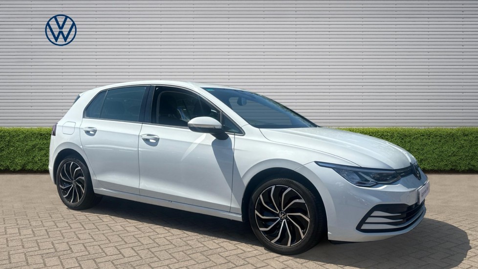 Volkswagen Golf 1.5 eTSI 150 Life 5dr DSG Petrol Hatchback - Image 1