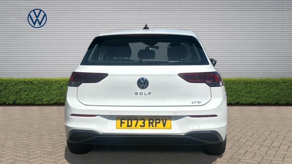 Volkswagen Golf 1.5 eTSI 150 Life 5dr DSG Petrol Hatchback - Image 8