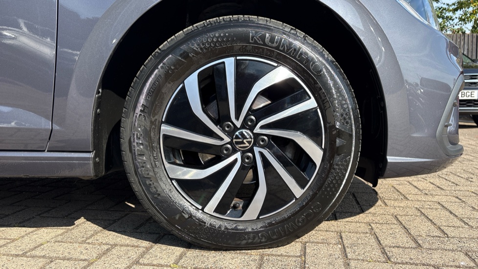 Volkswagen Polo 1.0 TSI Life 5dr Petrol Hatchback - Image 5