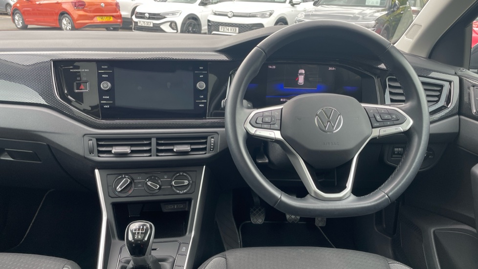 Volkswagen Polo 1.0 TSI Life 5dr Petrol Hatchback - Image 10