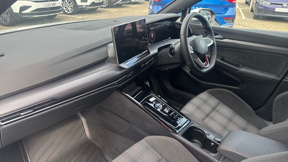 Volkswagen Golf 2.0 TSI 265 GTI 5dr DSG Petrol Hatchback - Image 2
