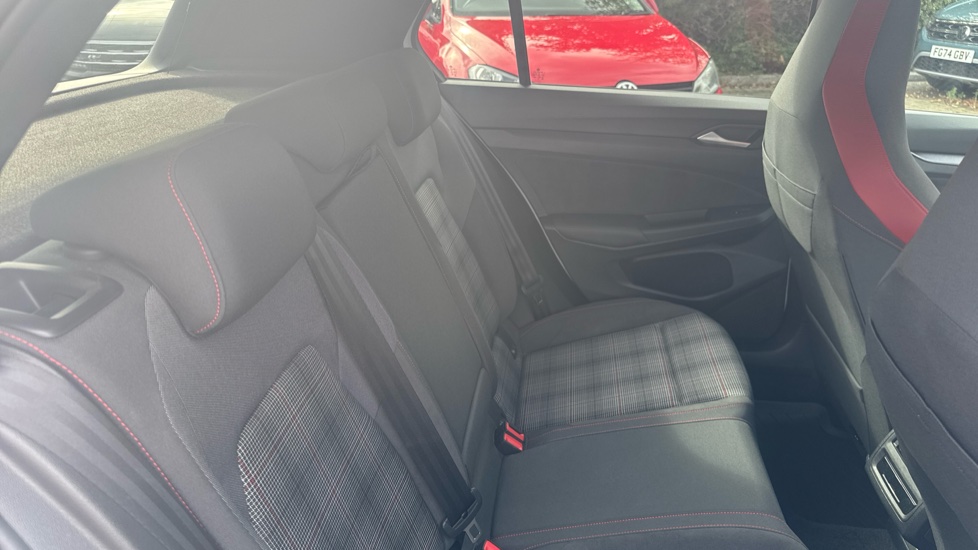 Volkswagen Golf 2.0 TSI 265 GTI 5dr DSG Petrol Hatchback - Image 16