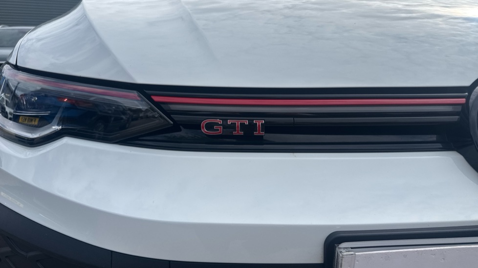 Volkswagen Golf 2.0 TSI 265 GTI 5dr DSG Petrol Hatchback - Image 21