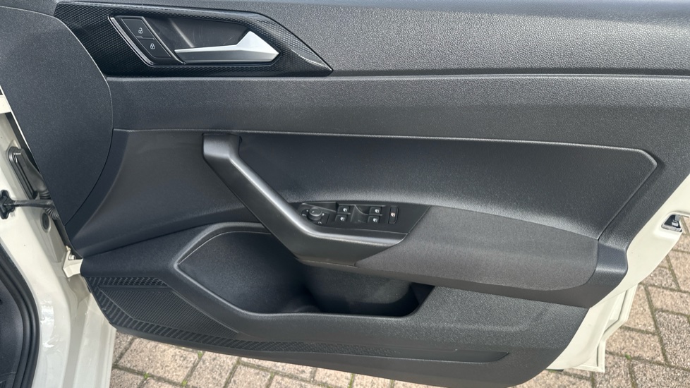 Volkswagen Polo 1.0 TSI Life 5dr Petrol Hatchback - Image 19
