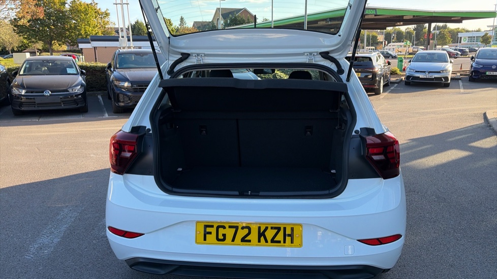 Volkswagen Polo 1.0 TSI Life 5dr Petrol Hatchback - Image 20