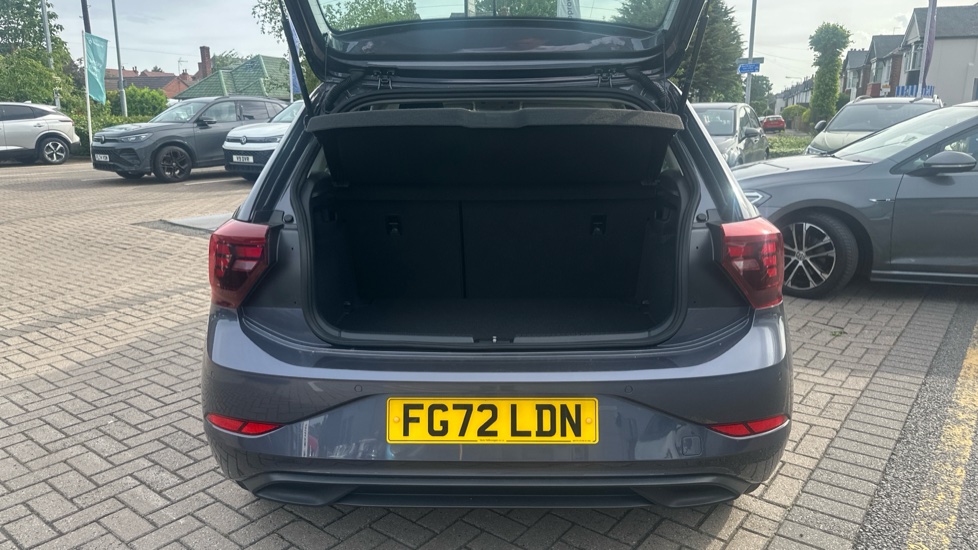 Volkswagen Polo 1.0 TSI Life 5dr DSG Petrol Hatchback - Image 20
