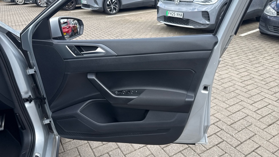 Volkswagen Polo 1.0 TSI R-Line 5dr Petrol Hatchback - Image 19