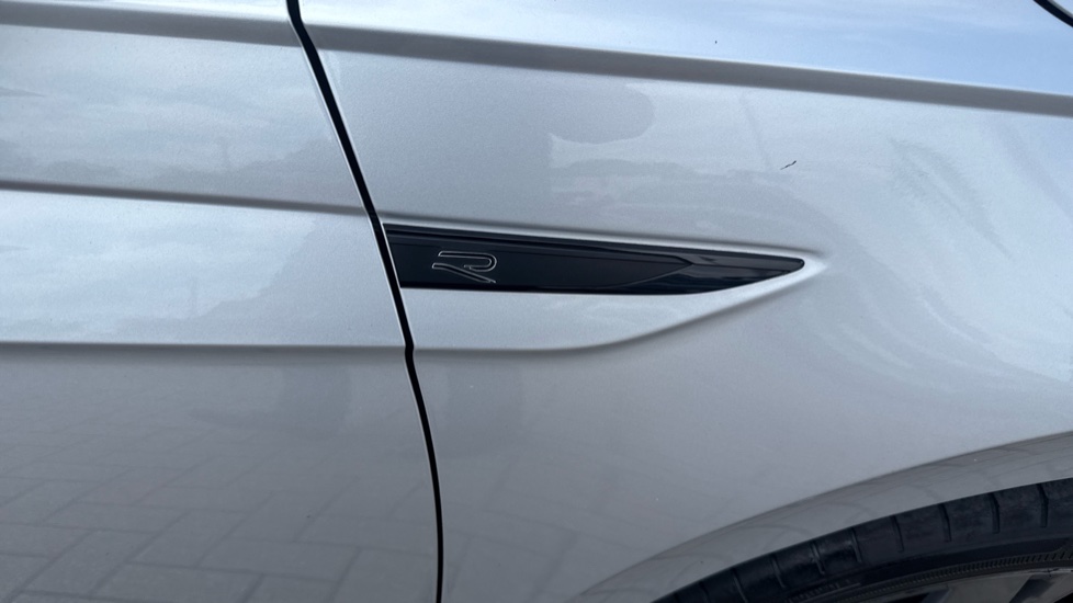 Volkswagen Polo 1.0 TSI R-Line 5dr Petrol Hatchback - Image 38