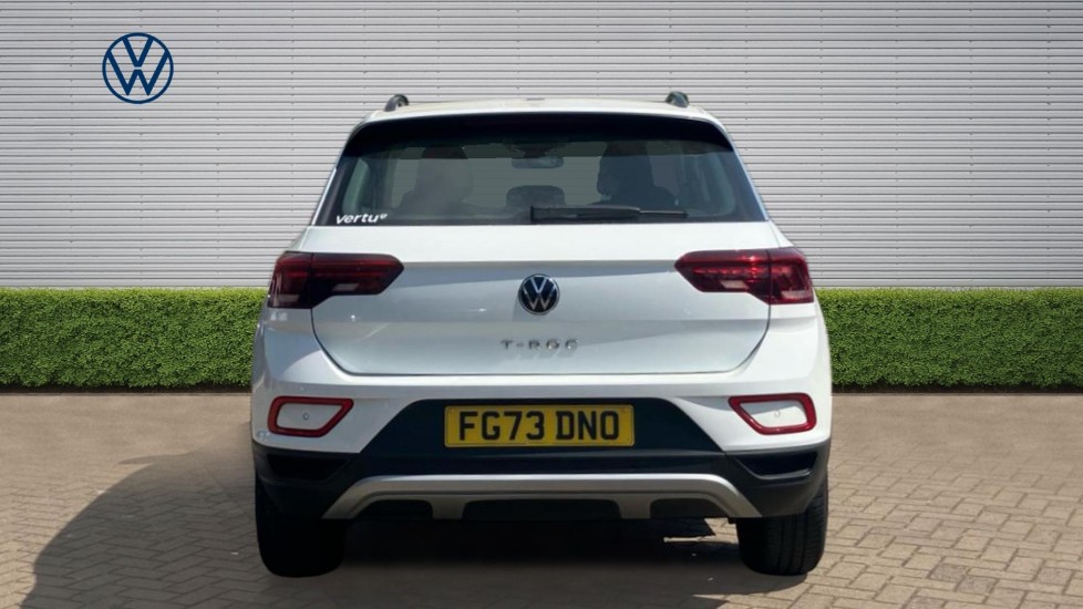 Volkswagen T-Roc 1.5 TSI Life 5dr Petrol Hatchback - Image 8