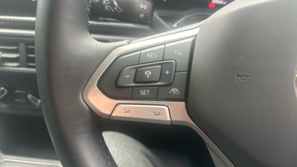 Volkswagen Polo 1.0 TSI Life 5dr Petrol Hatchback - Image 17