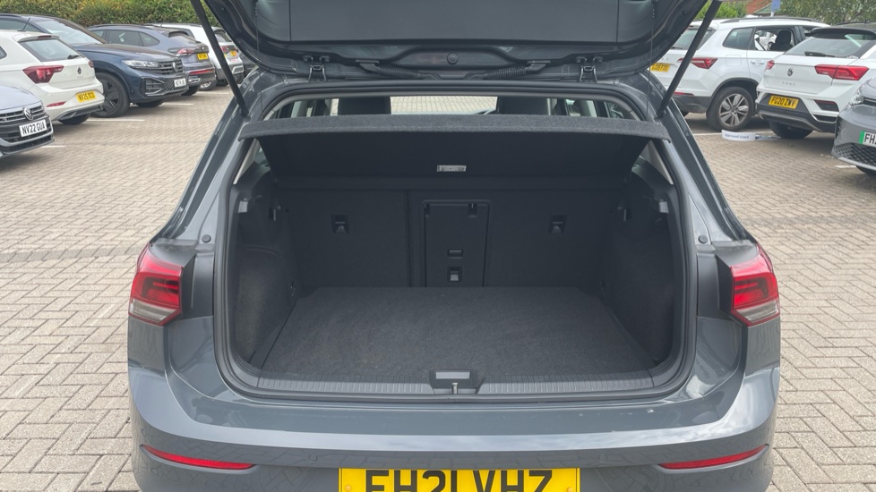 Volkswagen Golf 1.0 TSI Life 5dr Petrol Hatchback - Image 20