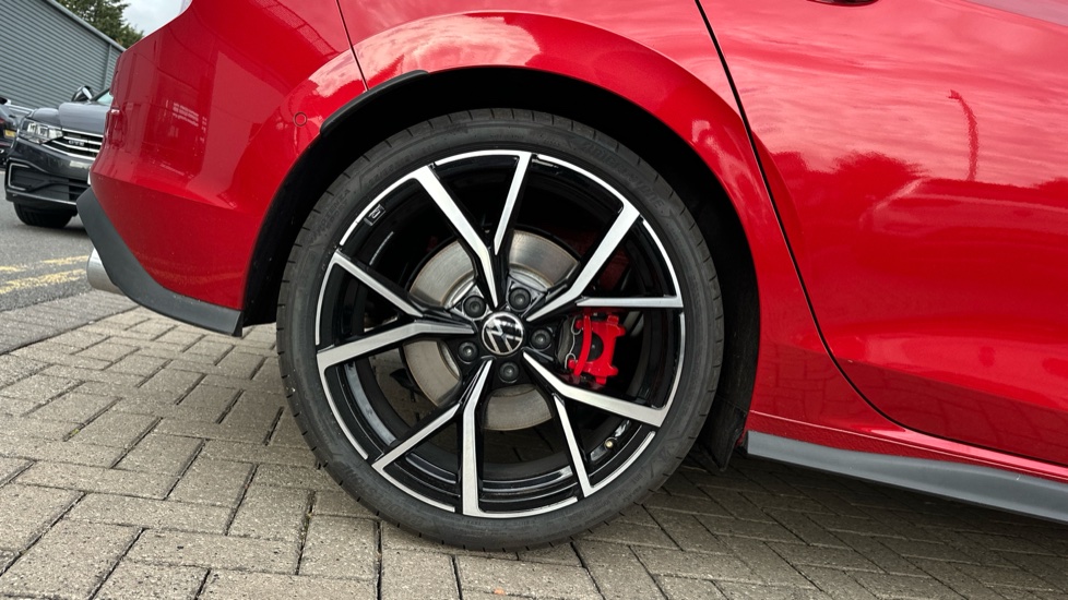 Volkswagen Golf 2.0 TSI 265 GTI 5dr DSG Petrol Hatchback - Image 5