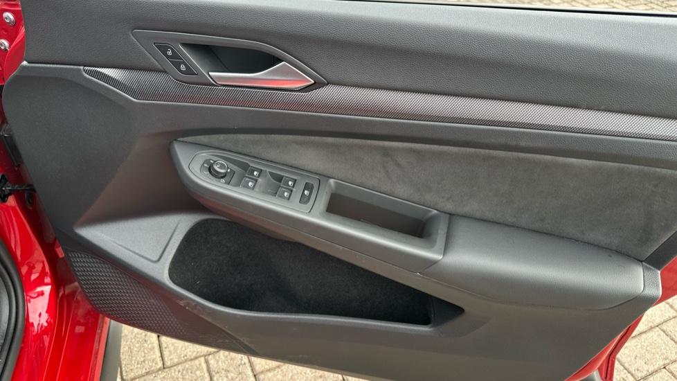 Volkswagen Golf 2.0 TSI 265 GTI 5dr DSG Petrol Hatchback - Image 19